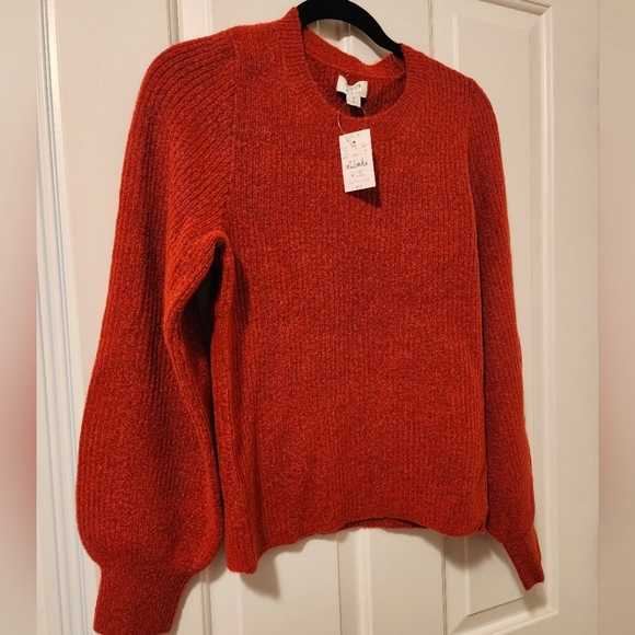 J. Crew Sweaters - NWT J.Crew Extra Soft Yarn Sweater